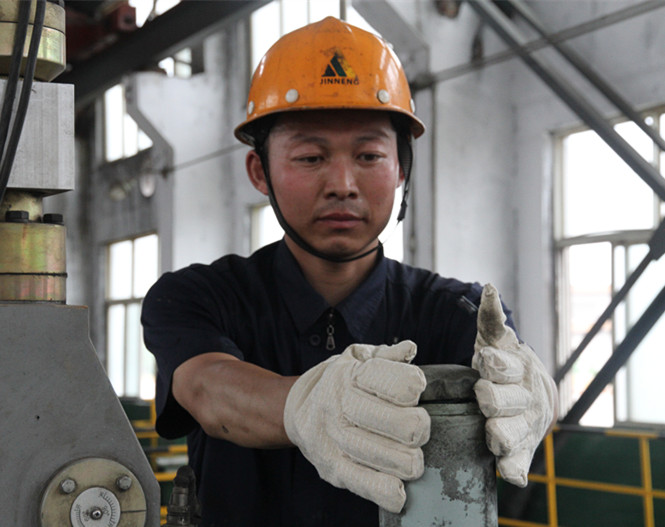 崗位成材之星蔡傳勇